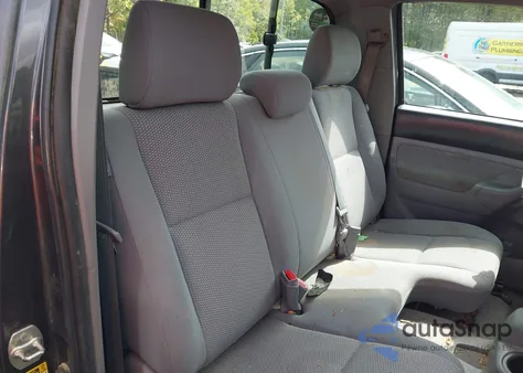 2010 Toyota Tacoma из США, поврежденный, VIN 5TENX4CN5AZ716670